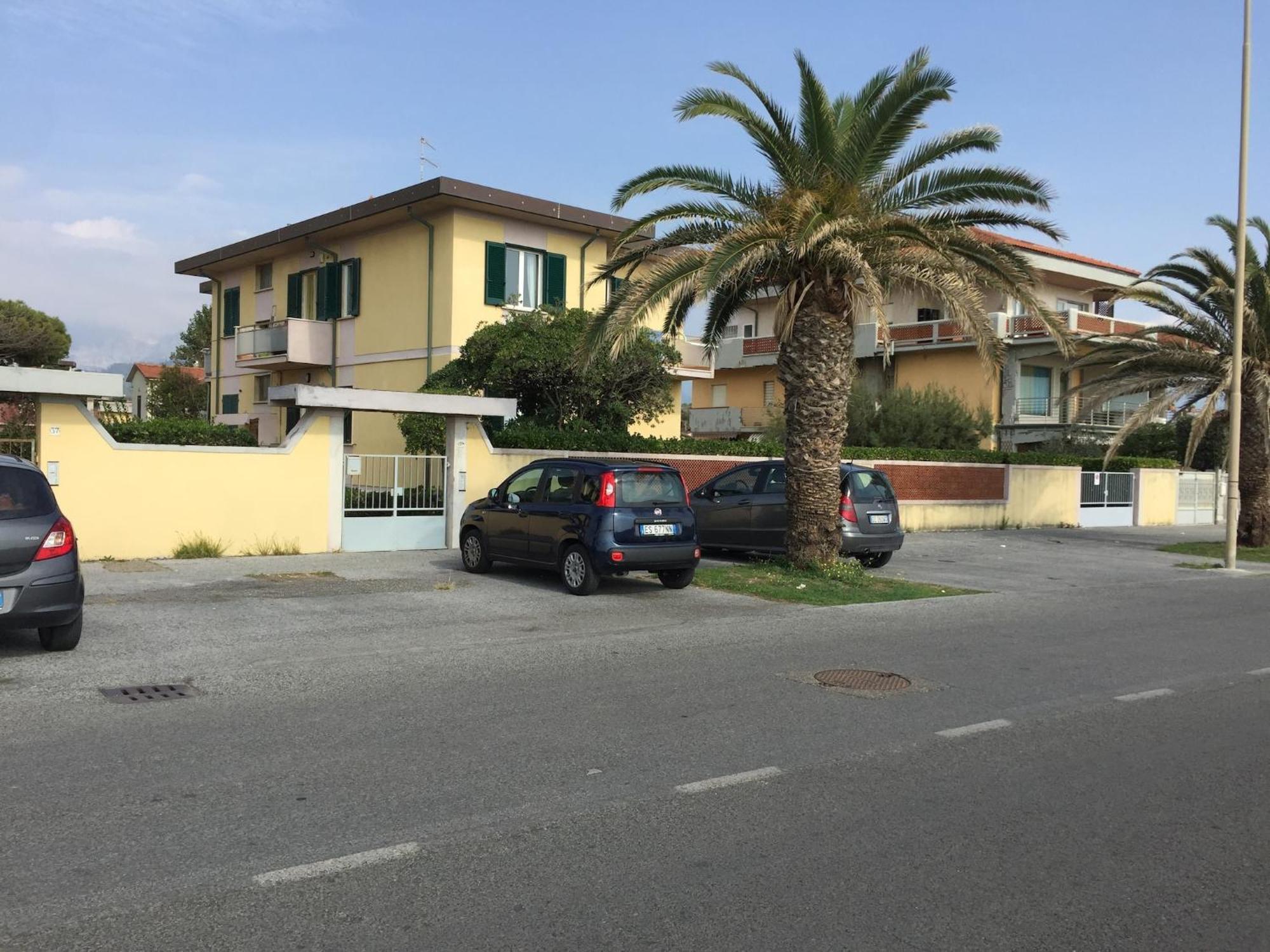 Amazing Holiday Home Near Pet Friendly Beach Carrara Exterior foto